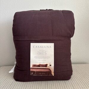 NWT King/California King Heavyweight Linen Blend Comforter and Sham Set Dark Fig